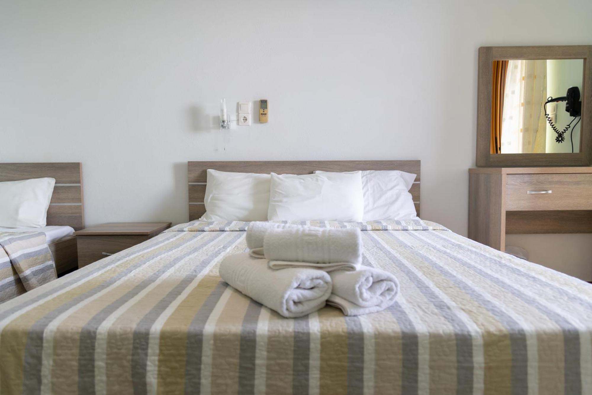 Panorama Rooms Pyrgos Dirou Экстерьер фото
